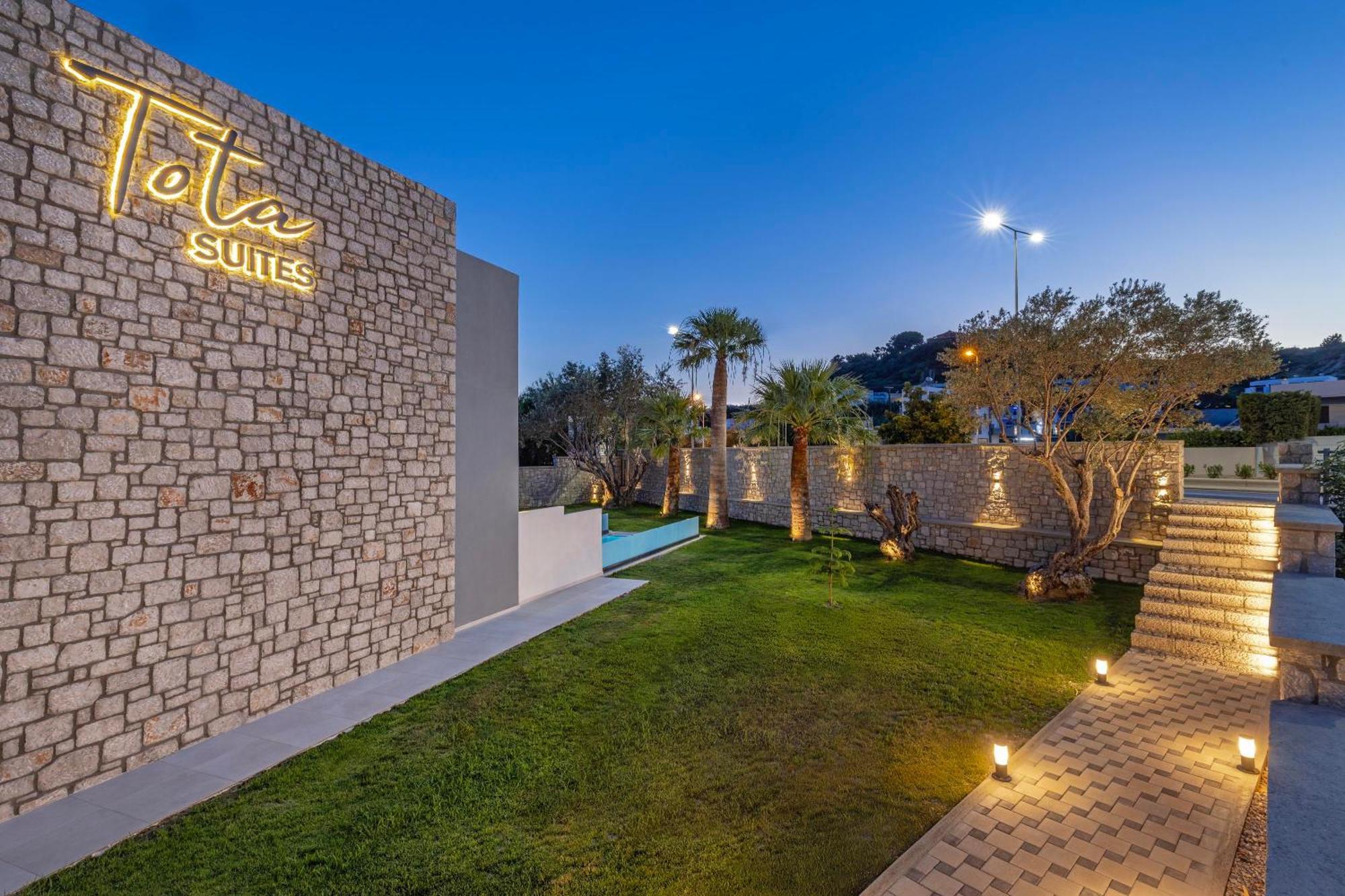 Tota Suites Afántou Exterior foto