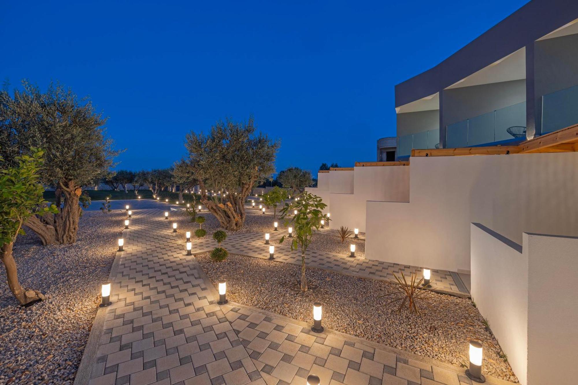 Tota Suites Afántou Exterior foto